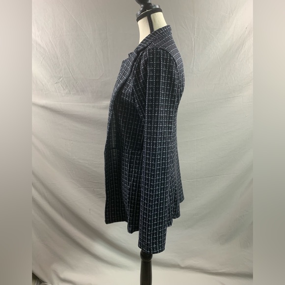 Plaid Lightweight Open Blazer - Picture 9 of 9
